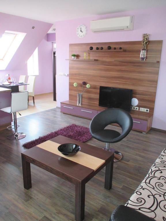 Alpha Apartman ชาร์วาร์ ภายนอก รูปภาพ